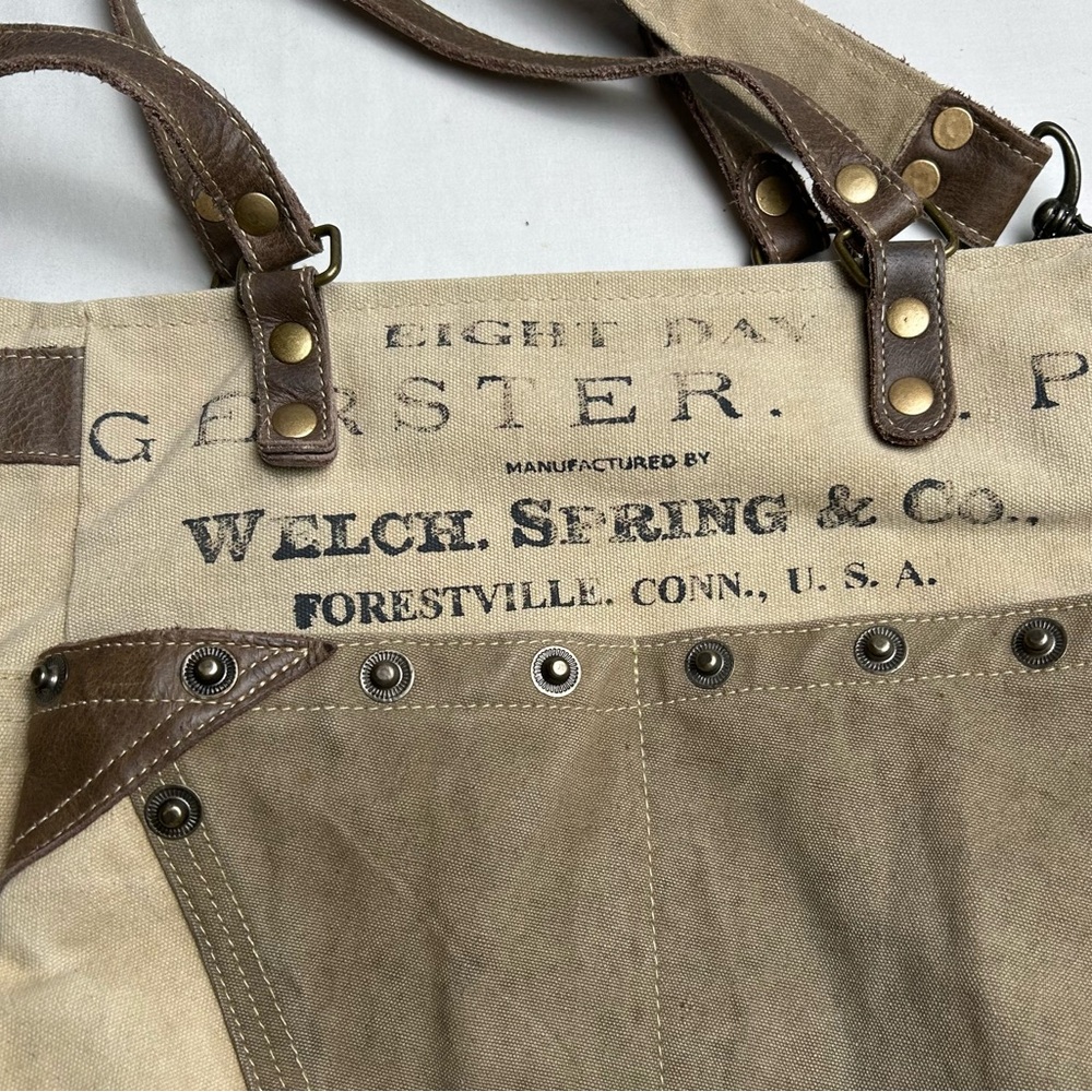 Canvas and Leather women’s bag - up cycled - Picture 3 of 9